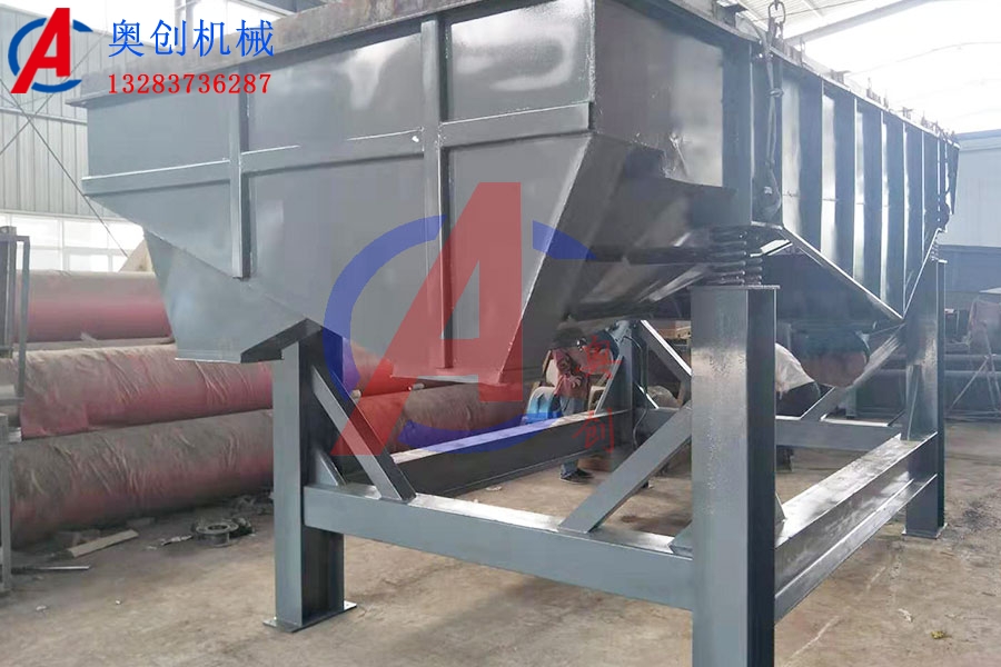 直线筛运行中物料跑偏原因分析及相应解决办法 直线筛运行中物料跑偏原因分析及相应解决办法