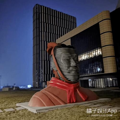 2025新澳门黄大仙和怎么越丑的东西越火与怎么越丑的东西越火呢
